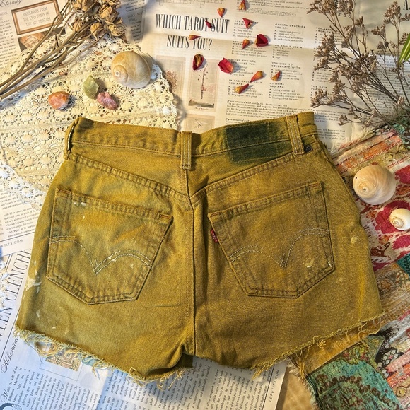 Levi distressed mustard jean shorts - Picture 2 of 2